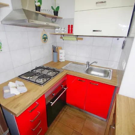 2 Schlafzimmer In Viilage Apartment Loborika